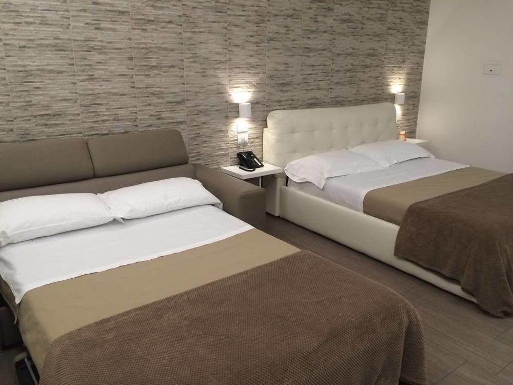 Bed and Breakfast Domus Castroni Pompeo Magno Рим Экстерьер фото