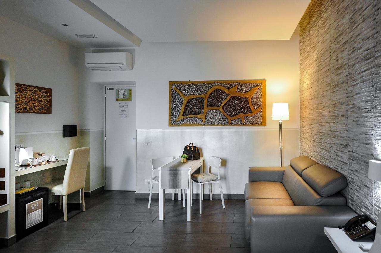 Bed and Breakfast Domus Castroni Pompeo Magno Рим Экстерьер фото