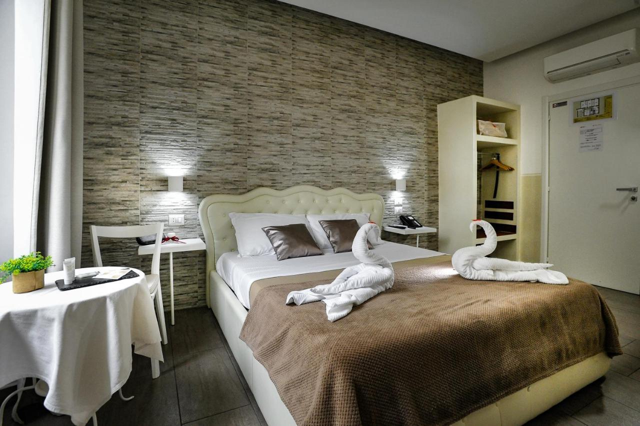 Bed and Breakfast Domus Castroni Pompeo Magno Рим Экстерьер фото